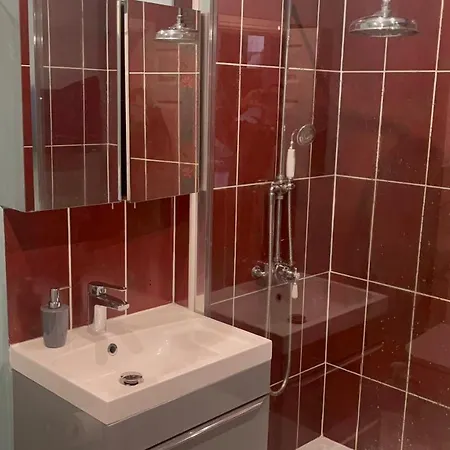 Private Room Near Sothmead Hospital And Airbus בית אירוח *