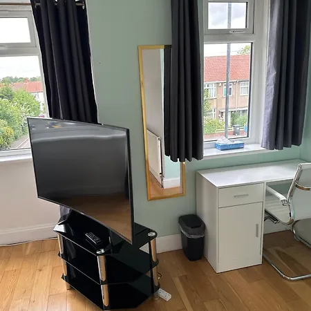 Private Room Near Sothmead Hospital And Airbus *